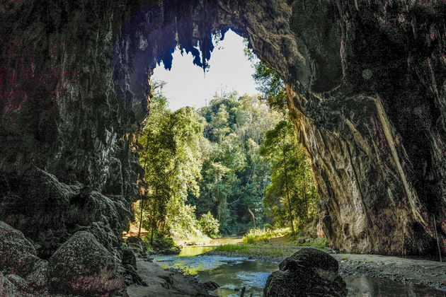 Pai is d\u00e9 geheimtip van de provincie Mae Hong Son. Deze Tham Lot Cave m\u00f3\u00e9t je zien!