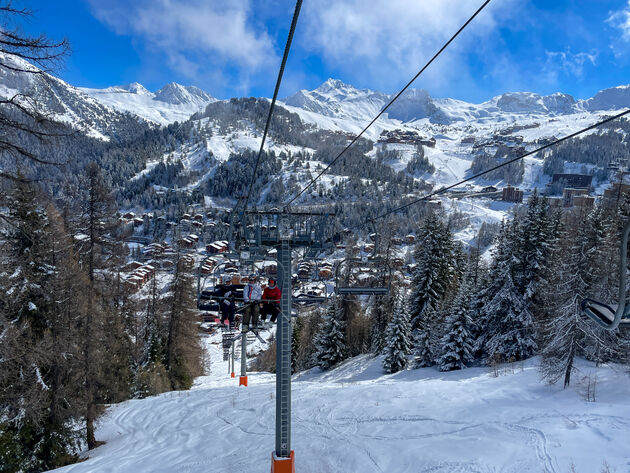 Genieten van het mooie uitzicht over Plagne Soleil