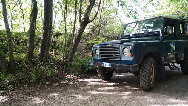 Op Safari met een 4x4 aan de achterkant de Monte Conero op