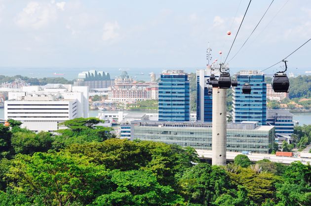 Met de kabelbaan naar Sentosa Island