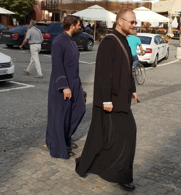 Vertrouwd straatbeeld in Sibiu