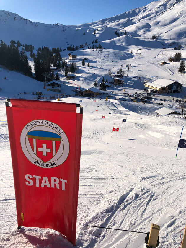 Of test je skikunsten op de slalom