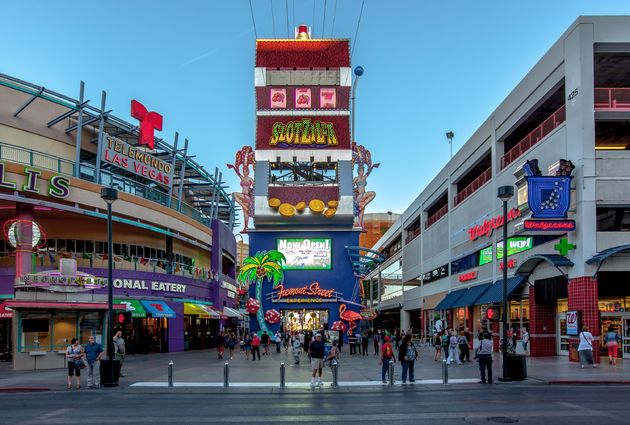 Doen: met kabelbaan Slotzilla over Fremont Street