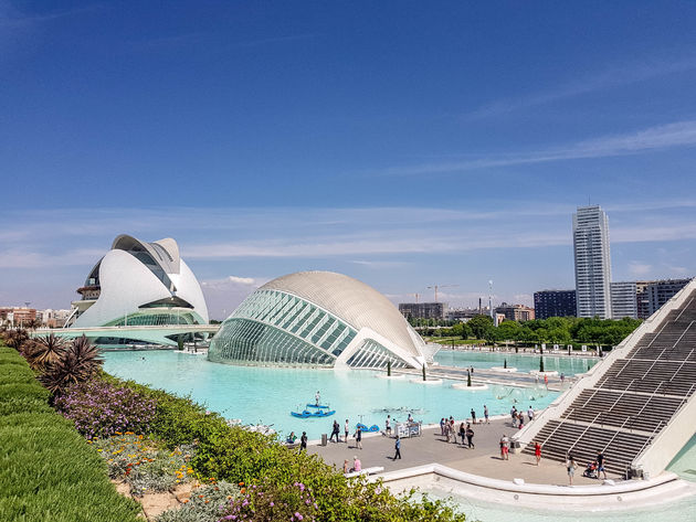 Ciudad de las Artes y las Ciencias is een van de hoogtepunten van Valencia