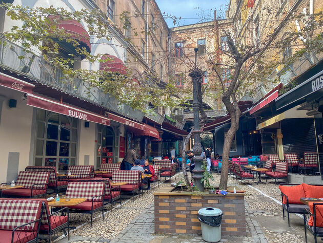 Het typische straatbeeld van Istanbul