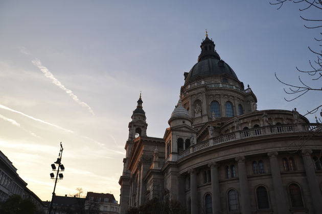 Wat een prachtige basiliek, zeker bij zonsondergang