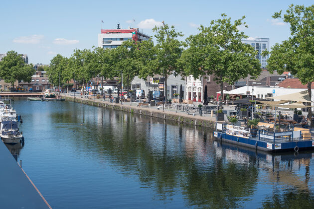 Gezellige terrasjes aan de Piushaven