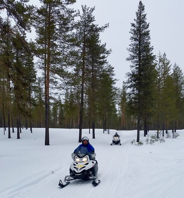 Doen, een sneeuwscootertocht!