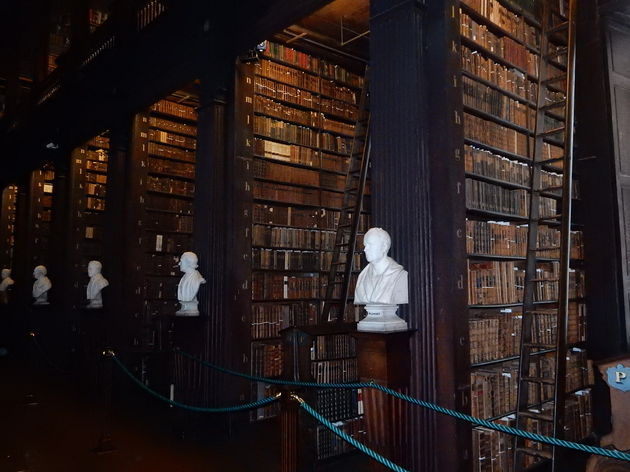 Indrukwekkende universiteitsbibliotheek Trinity library