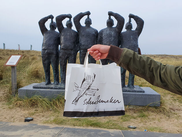 Aan zee m\u00f3\u00e9t je natuurlijk een visje eten!