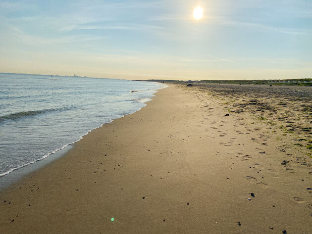 Vroeg in de ochtend, heerlijk rustig op het strand!