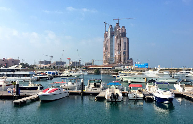 Een mooie wandeling langs de hoogtepunten van Abu Dhabi