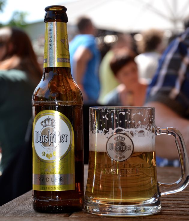 Aan het einde van de dag even afkoelen met een Warsteiner Radler