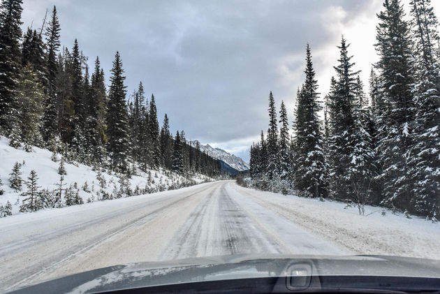 Onderweg naar Maligne Lake