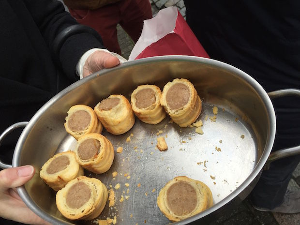 De lekkerste worstenbroodjes van Belgi\u00eb, van slager Buysse in Antwerpen!