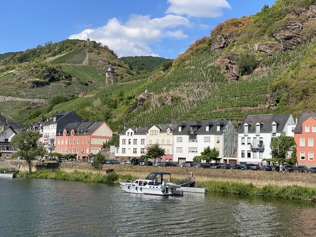 Het gezellige stadje Zell is een leuke stop op je vakantie in de Moezelregio.